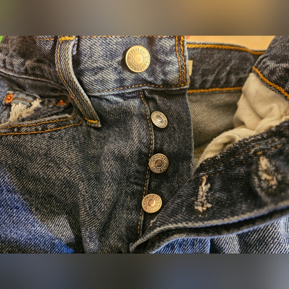 NWOT Blue Distressed Women's Jeans. Size: 24W 27L. - Picture 9 of 9
